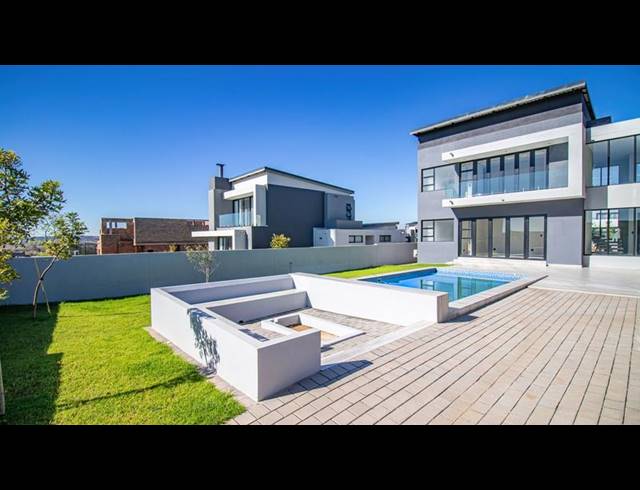 5 BEDROOM HOUSE FOR SALE IN MIDSTREAM HEIGHTS
